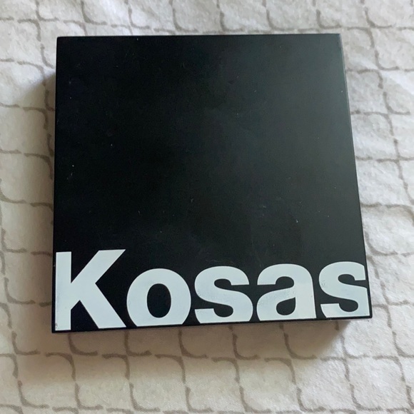 Kosas Blush and Highlighter Powder Palette - Picture 4 of 6